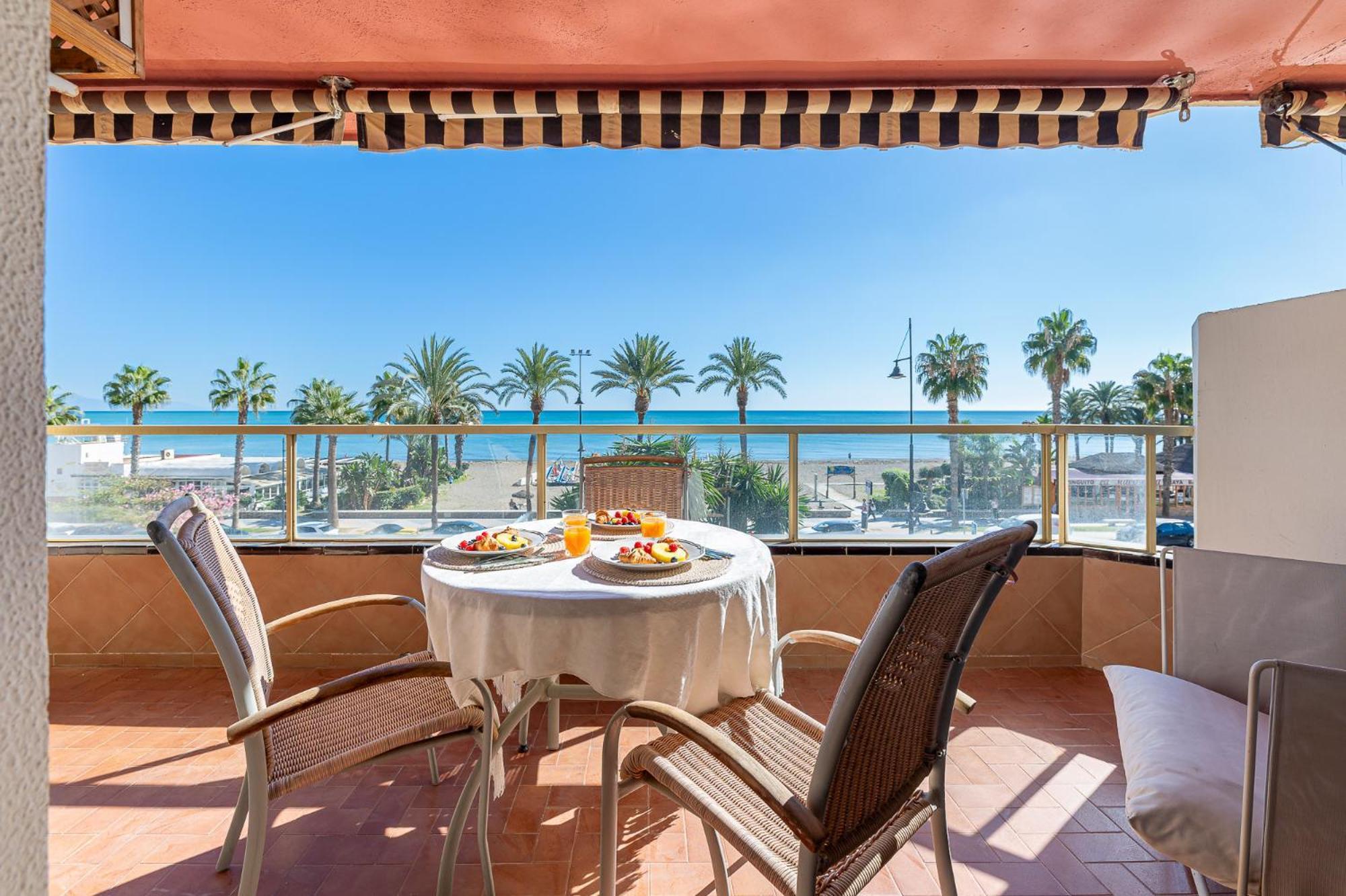 797 Holiday Rentals - Moderno Piso En Primera Linea De Playa 托雷莫利诺斯 外观 照片
